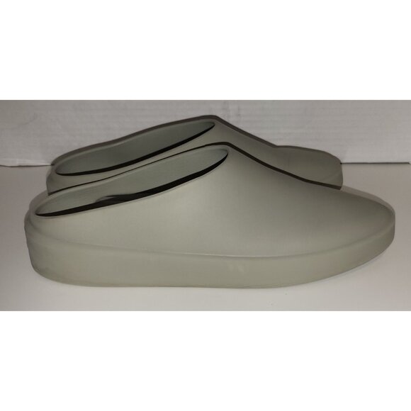 Fear of God Essentials The California mules in oat Used - Has some wear on the s - Picture 1 of 14